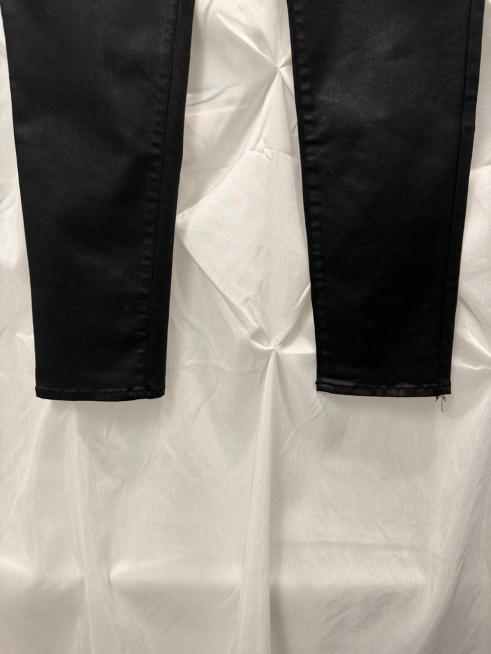Le Chateau Women's Black Pants - Picture 5 of 12